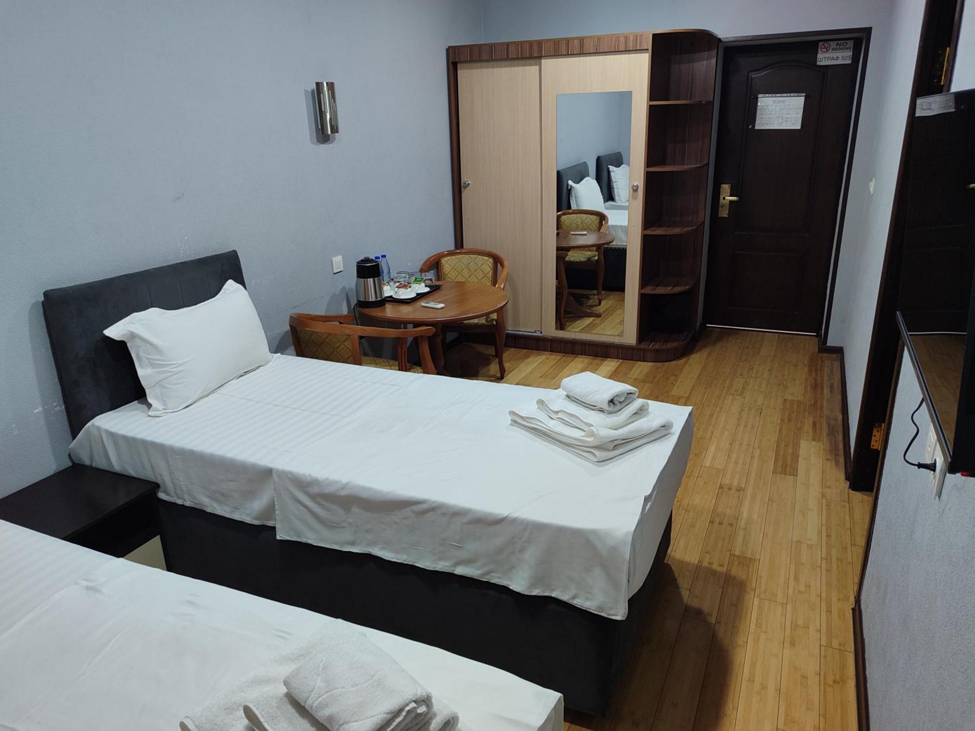 Grand Avenue Hotel 塔什干 外观 照片